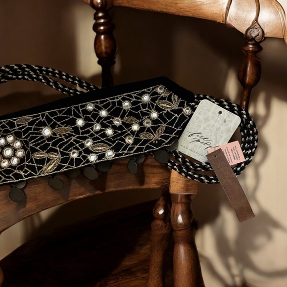 FREE PEOPLE SATINE EMBELLISHED WRAP BELT Final Drop - Picture 4 of 5